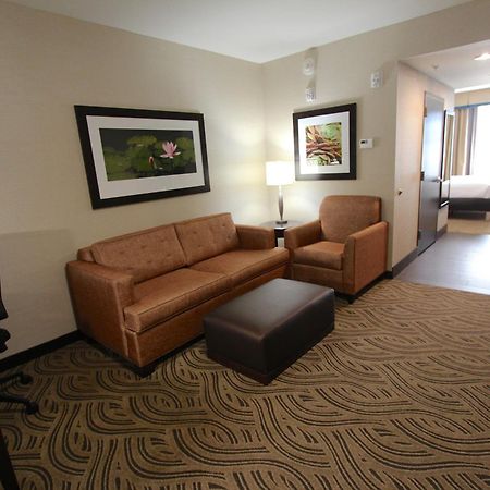 Hilton Garden Inn Findlay Bagian luar foto