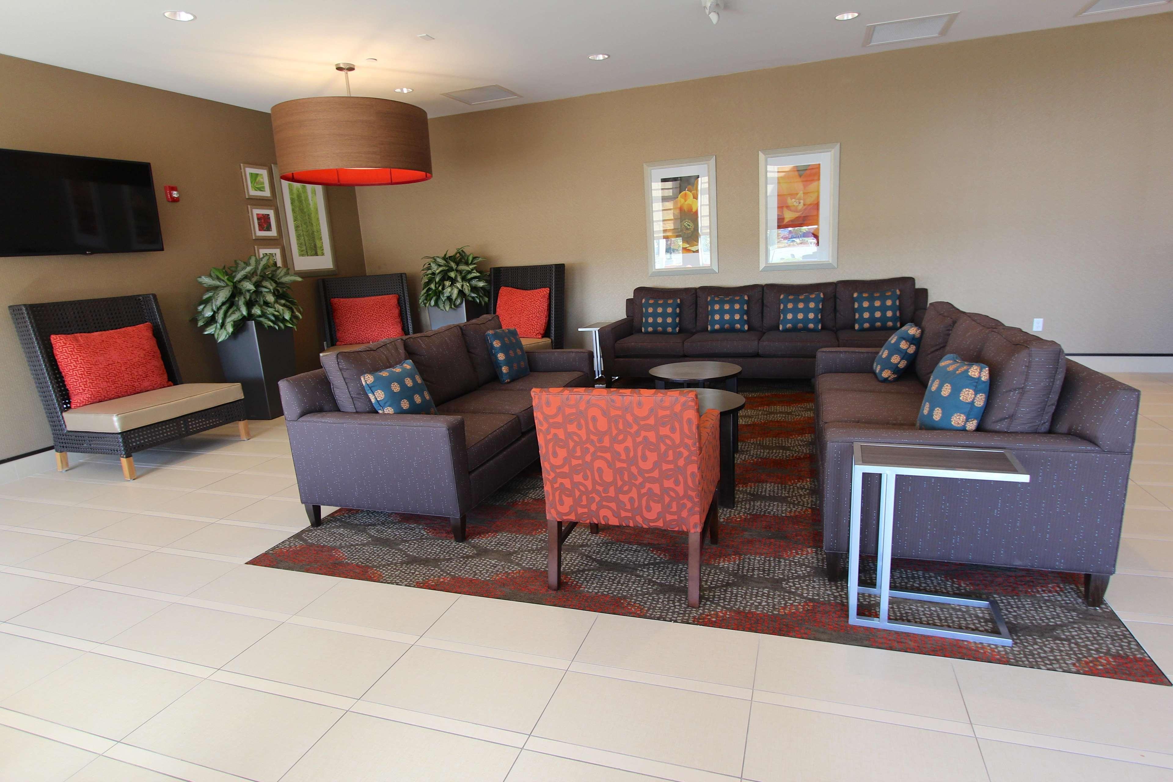 Hilton Garden Inn Findlay Bagian luar foto