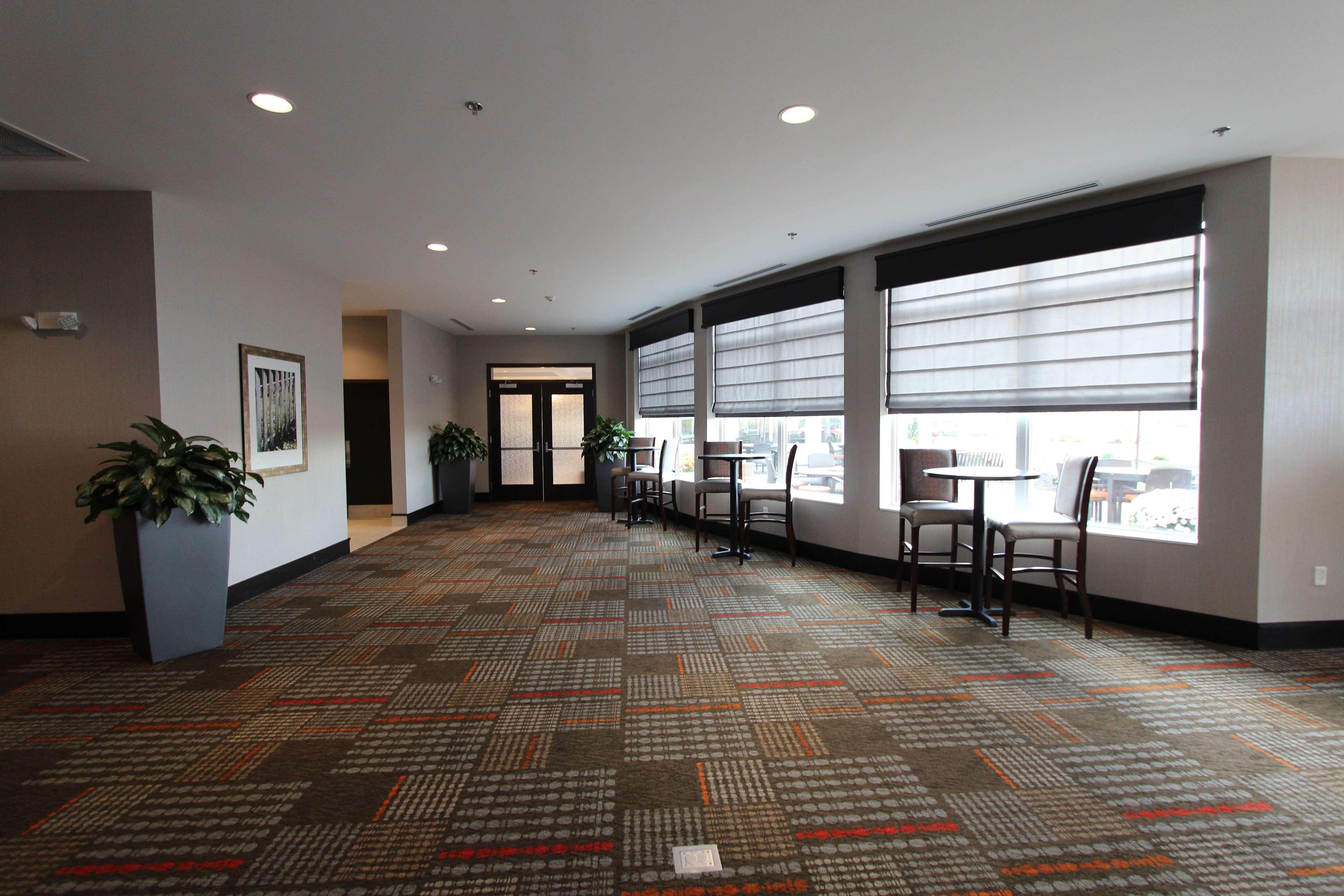 Hilton Garden Inn Findlay Bagian luar foto