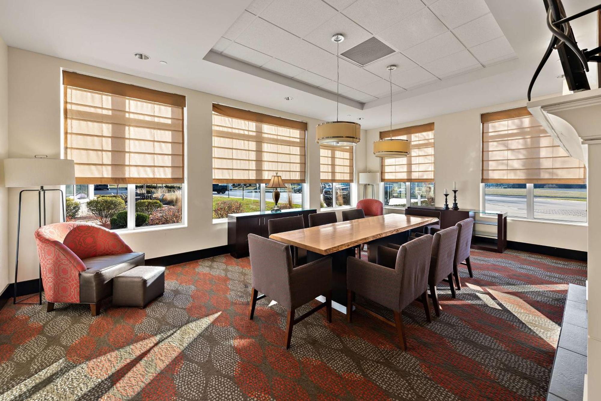 Hilton Garden Inn Findlay Bagian luar foto