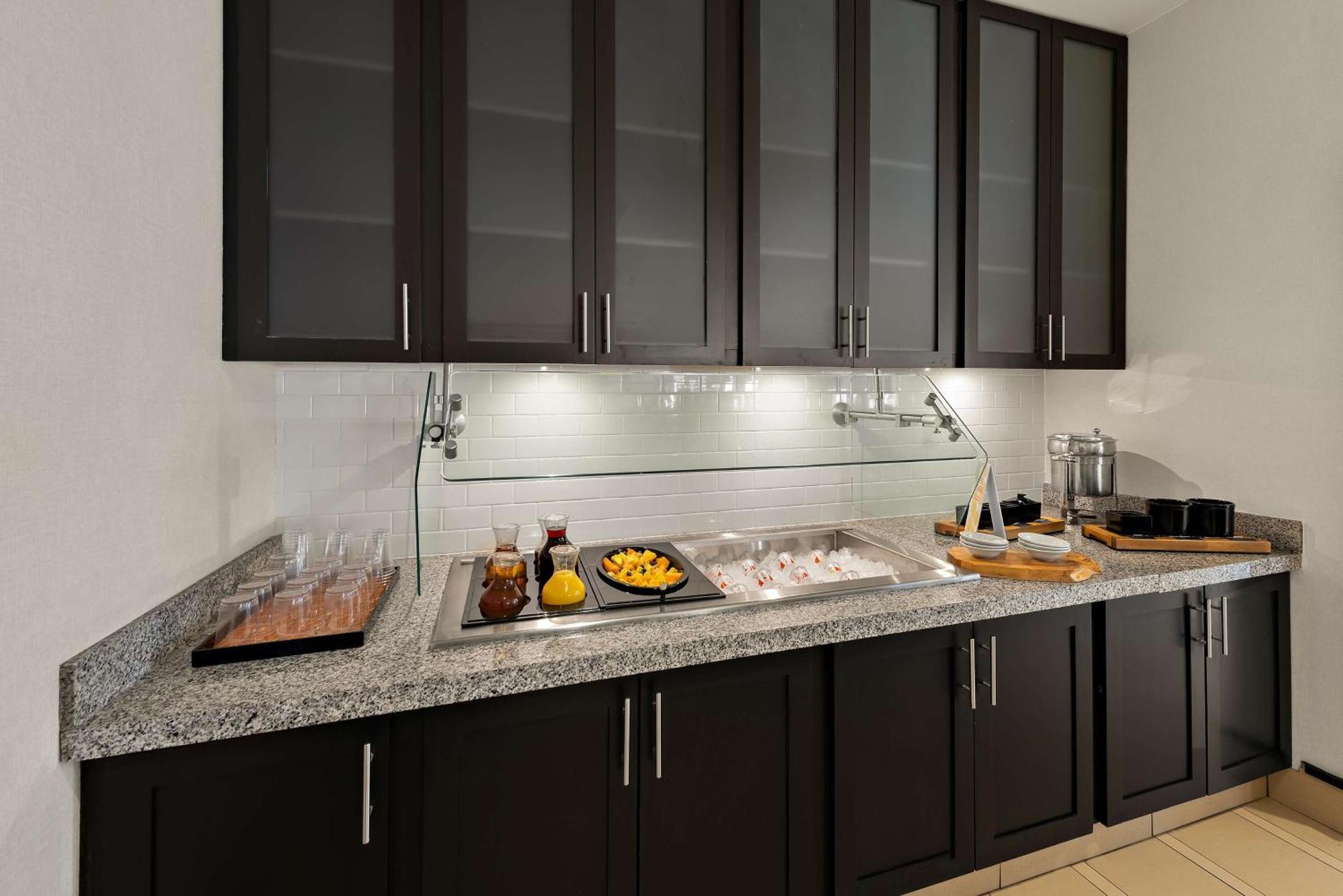 Hilton Garden Inn Findlay Bagian luar foto