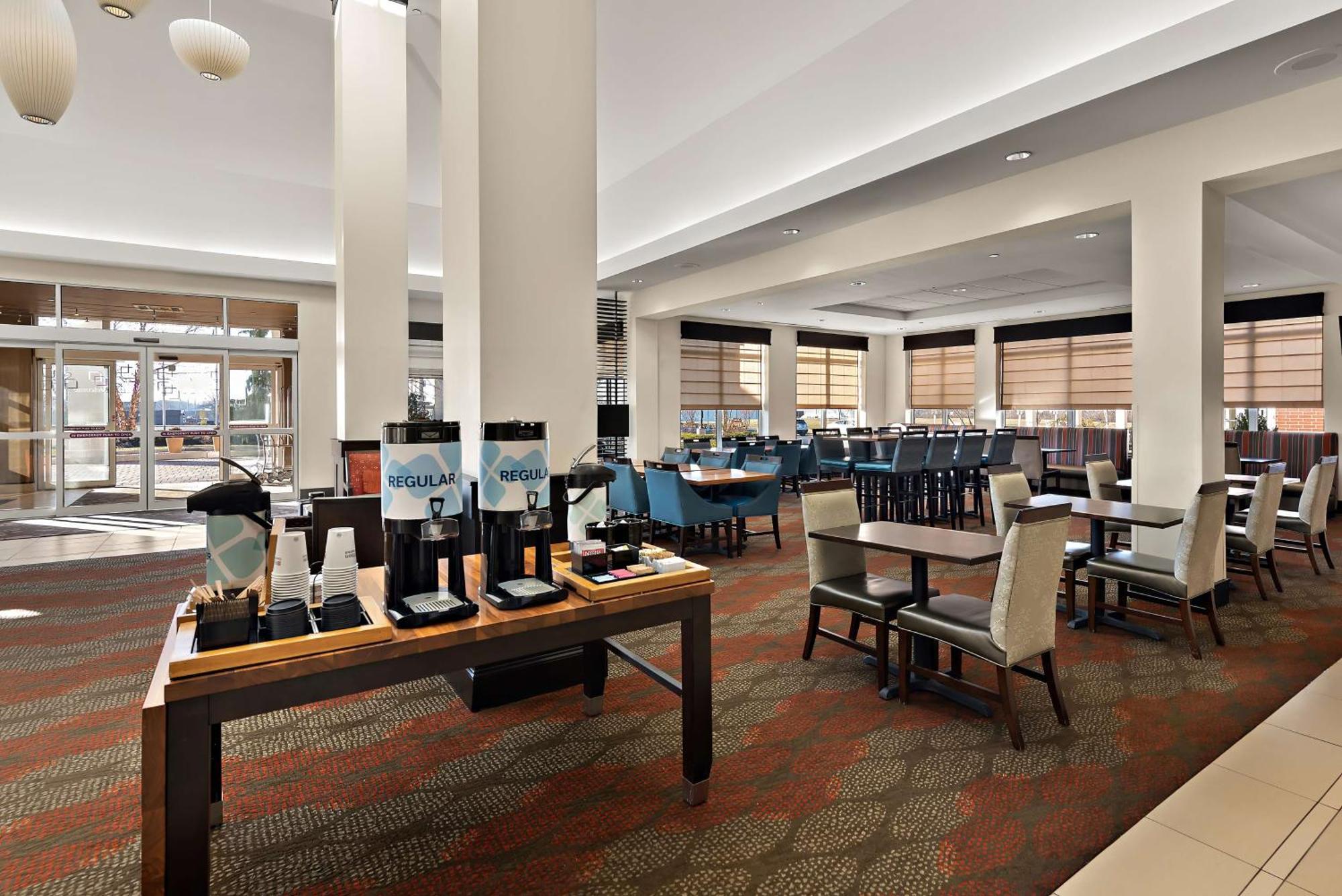 Hilton Garden Inn Findlay Bagian luar foto