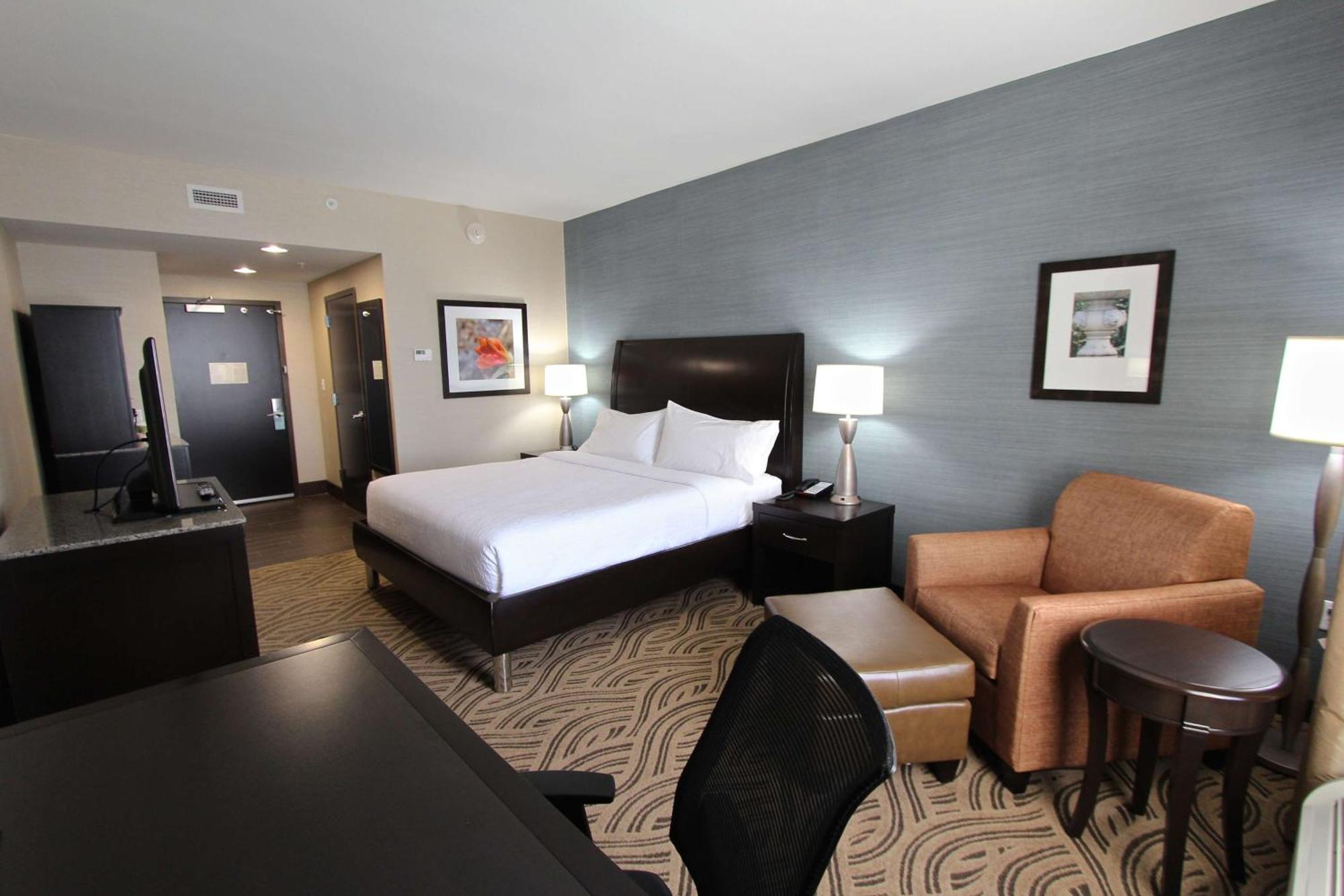 Hilton Garden Inn Findlay Bagian luar foto