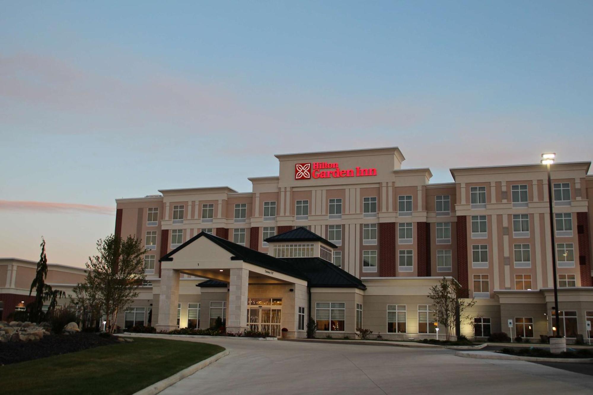 Hilton Garden Inn Findlay Bagian luar foto